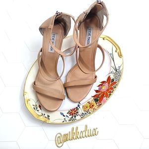 Steve Madden Feelya nude sandal heels